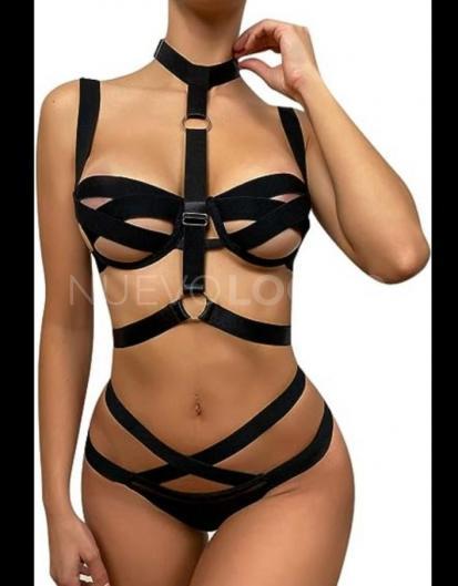  NOVEDAD CHICA LATINA NOVATA EXTROVERTIDA