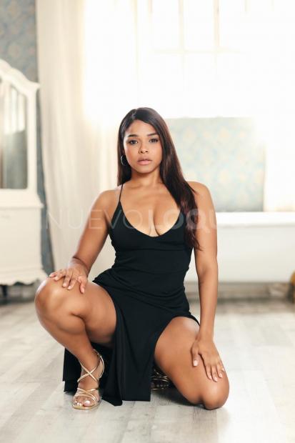  DISPONIBLE / VENEZOLANA /