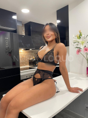 Joven mulata y encantadora , Masajista erotica