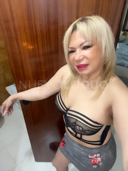  MUJER COMPLETA CON EXPERIENCIAS EN EL ARTE