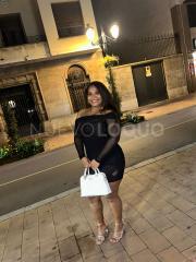 TAMARA COLOMBIANA EN SANT FELIU DE GUIXO