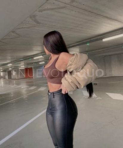  VALENTINA colombiana recién llegada a la ciudad