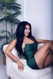 BELLA COLOMBIANA NUEVA EN BARCELONA .