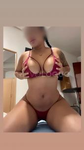 HERMOSA CHICA EN SABADELL SUR