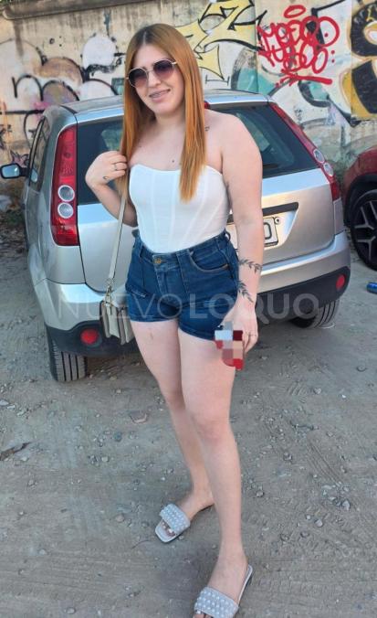  Hermosa brasileña simpática