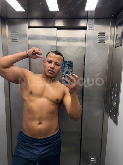  Moreno Latino 