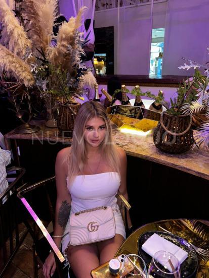  Chica chilena nueva en la ciudad con ganas de pasarlo bien