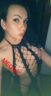 MEGAN LA TRANS MÁS SENSUAL Y ARDIENTE
