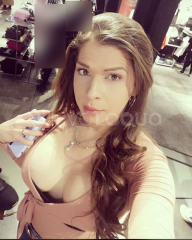 Esquisita y femenina colombiana hermosa