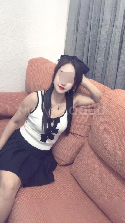  CHICA acompañante GUAPA SEXY MUY CARIÑOSA