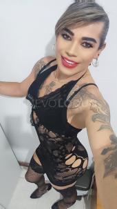 Trans colombiana muy complaciente