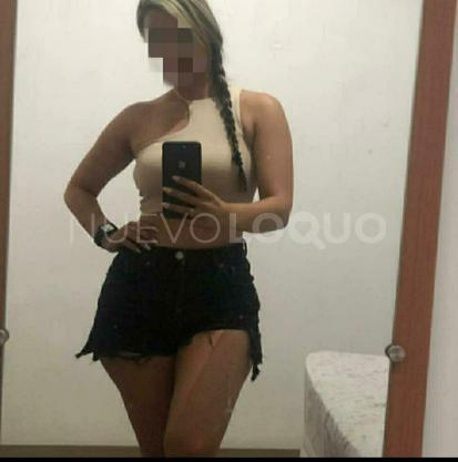  Chica Latina muy complaciente