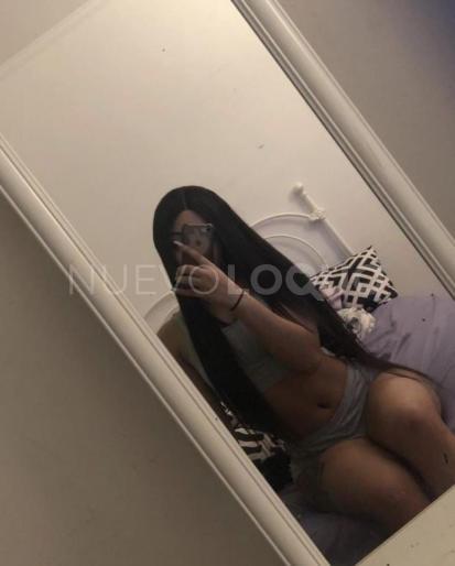  PARIS LINDA MORENA COLOMBIANA