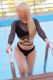 rubita sexy besucona rubia imperdible novedad