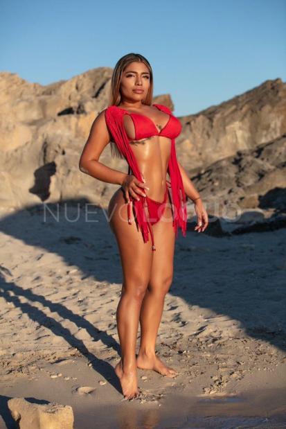  CAMILA acompañante TOP rubia Colombiana en Ibiza