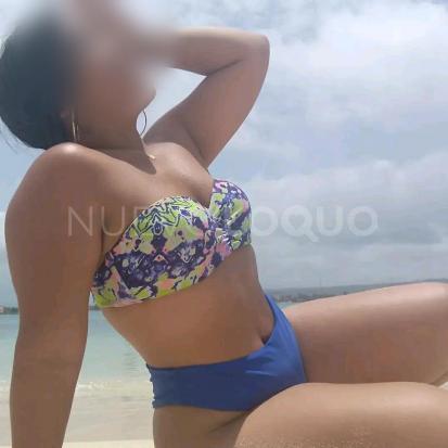  Bonita acompañante Colombiana