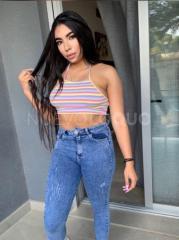 Morena sexy colombianita