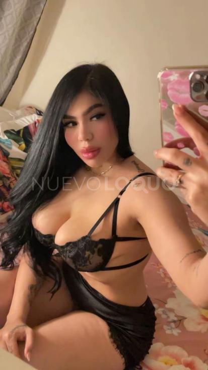  Mui dulce y agradable chica de paso por calella