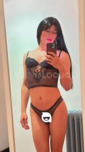 JOVENCITA LATINA PARA HOMBRES SOLVENTES
