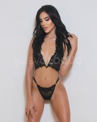 SWEET & SENSUAL GIRL
