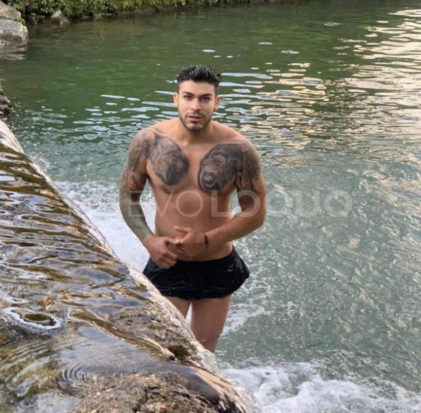  Colombiano masajista profesional