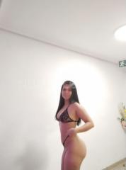 Hola cariño soy angie una hermosa Venezolana