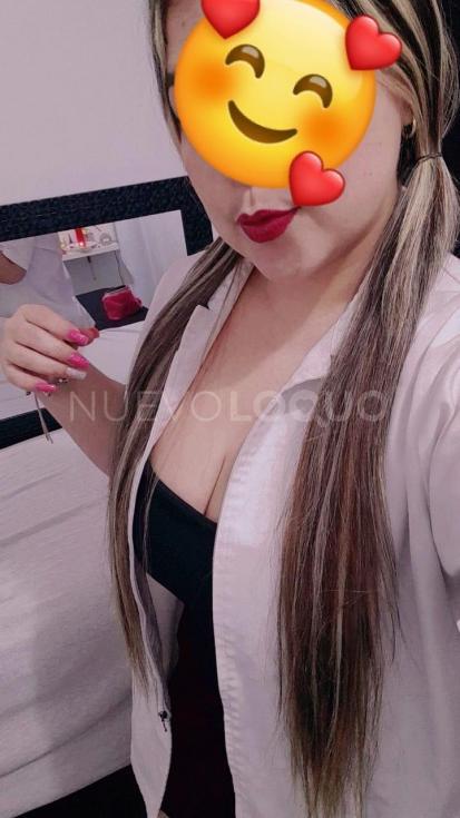  ️Dulce tu joven masajista muy inquieta..
