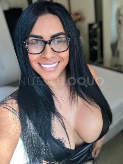  Yenifer colombiana ️️ de lujo espectacular super vip