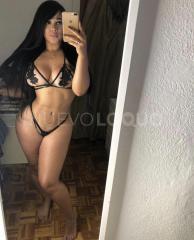 Hola me llamo Laura soy una chica de  años