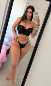 Aria jovencita Colombiana súper simpática y dispuesta a desconectar contigo.