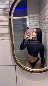 Dani jovencita Colombiana súper simpática y dispuesta a desconectar contigo.