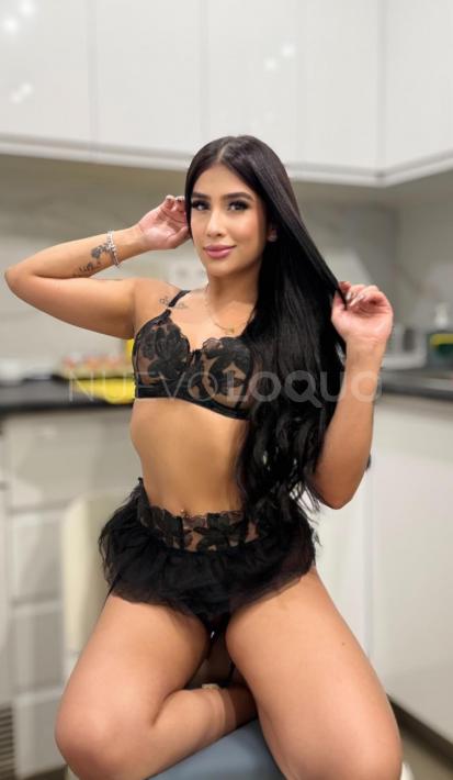  Dani jovencita Colombiana súper simpática y dispuesta a desconectar contigo.