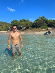 Latino Masajista Masculino Discreto Para Hombres
