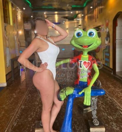  Alexa sexy colombiana muy complaciente