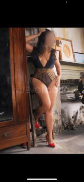 Luna sexy curvi