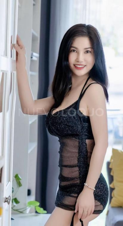  Chica asiáticas y con muchas ganas de verte .