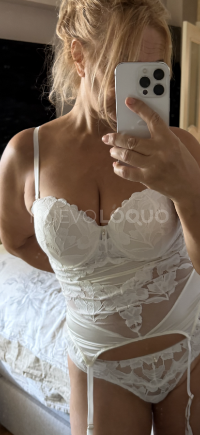  SEXY rubia madurita