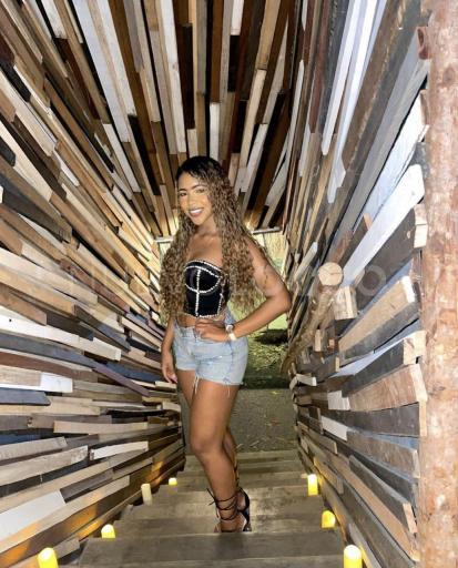  Colombiana nueva en tu zona