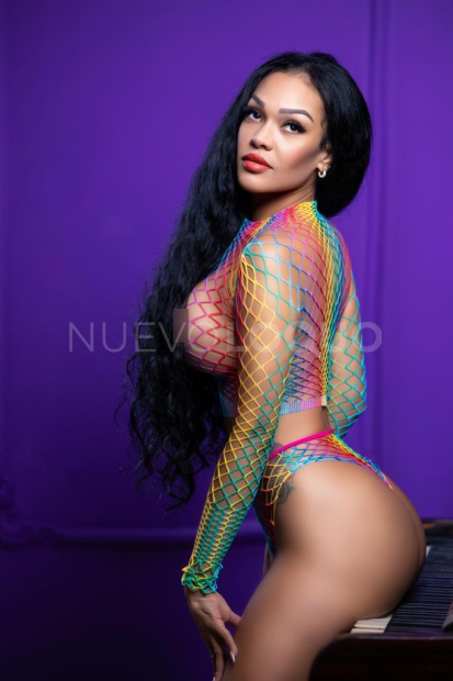  CHANEL TU CHICA FAVORITA