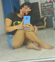 Colombiana  años disponible las  horas !!!