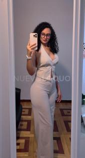 SOY LAURA, MASAJISTA ERÓTICA ESPAÑOLA QUE DESPIERTA TUS DESEOS MÁS OCULTOS