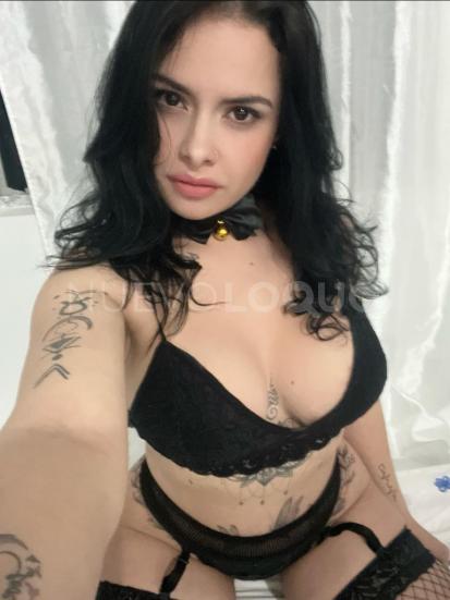  Colombiana recién llegada sexy y atrevida