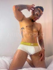 Modelo caliente para cumplir tus fantasías!