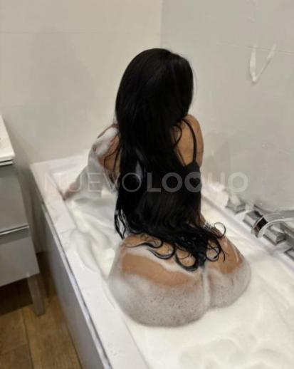  Chica latina súper guapa en Barcelona
