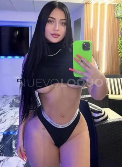  CHARLOTE BOMBÓN DULCE Y TIERNA CON MUCHA PASIÓN  REAL