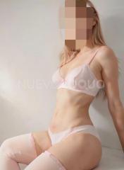 JOVENCITA COMPLACIENTE RUBIA DELGADA ESPAÑOLA