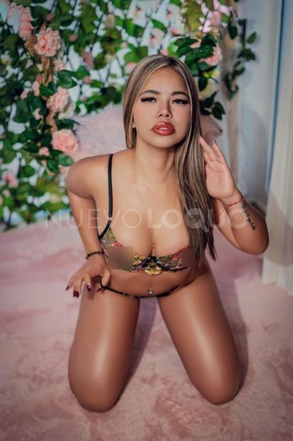  Soy Valeria encantadora y complaciente