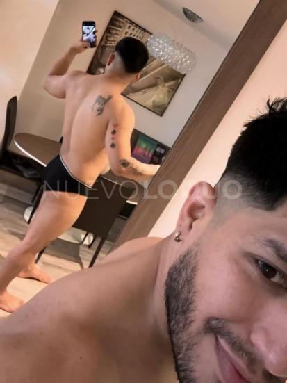  Daniel latino recién llega a españa dispuesto