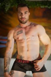NOVEDAD EN TÚ CIUDAD - JORDAN HETERO LATINO XL CAÑERO A TOPE