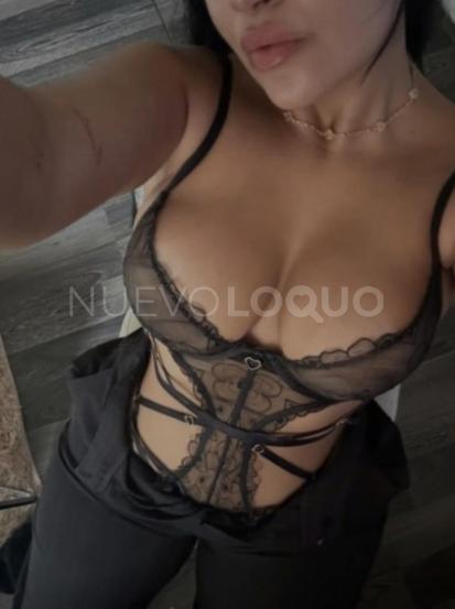  ESPECTACULARMENTE BELLA MUJER